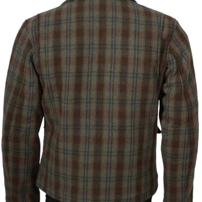 Analyzing image kevin-costner-yellowstone-john-dutton-plaid-jacket